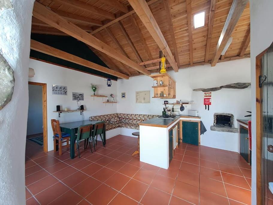 Casita - Your Home In Flores Lajes das Flores エクステリア 写真